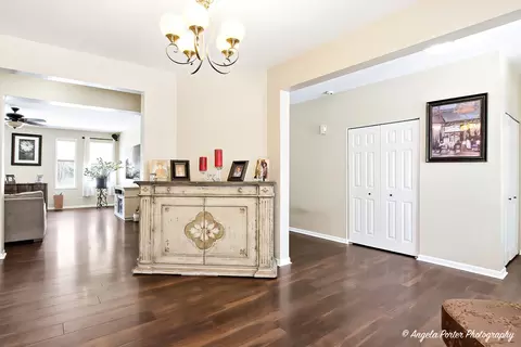 Entry Way - 1906 Hillside Ln, Mchenry, IL 60051 photo 3 of 3