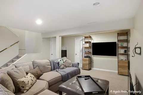 Other - 1906 Hillside Ln, Mchenry, IL 60051 photo 4 of 7