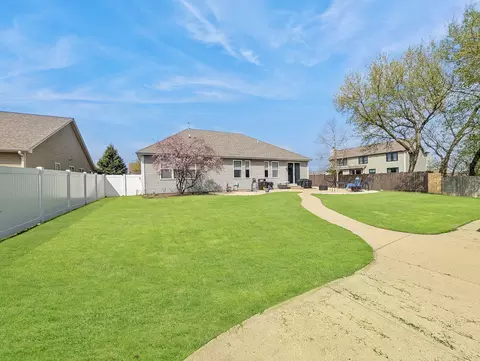 Exterior - 1906 Hillside Ln, Mchenry, IL 60051 photo 4 of 4