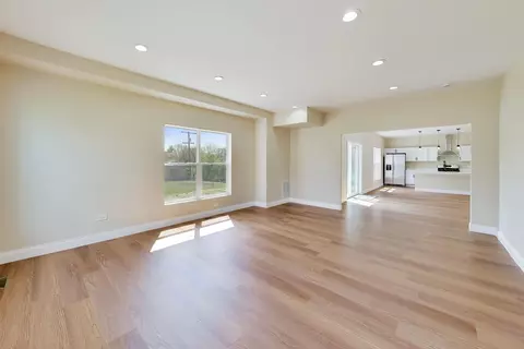 239 Parker Ave, Aurora, IL 60505 photo 5