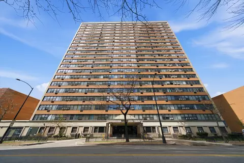 6030 N Sheridan Rd #1001, Chicago, IL 60660