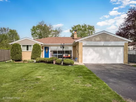 10917 S Keeler Ave, Oak Lawn, IL 60453