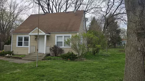 102 79th St, Willowbrook, IL 60527 photo 2