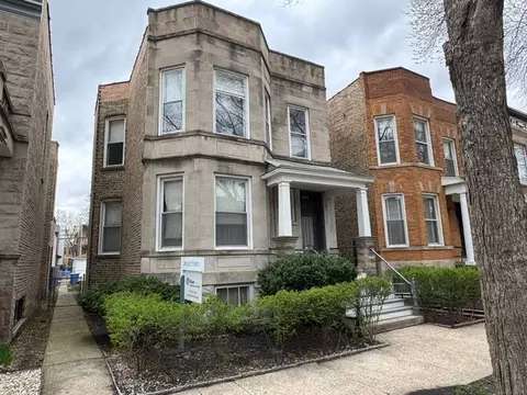 2512 N Mozart St, Chicago, IL 60647