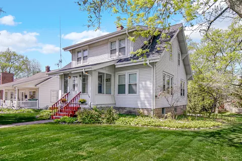 415 Elmhurst Ave, Valparaiso, IN 46385