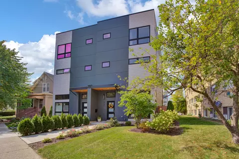 231 Des Plaines Ave, Forest Park, IL 60130