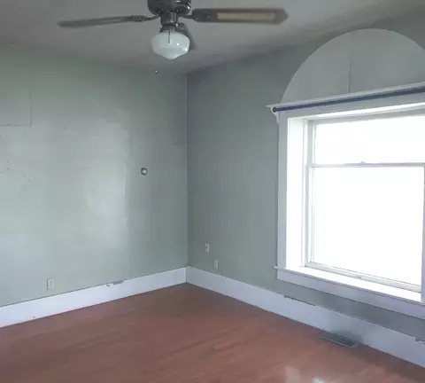 460 E 464 E Washington St, Arcola, IL 61910 photo 3