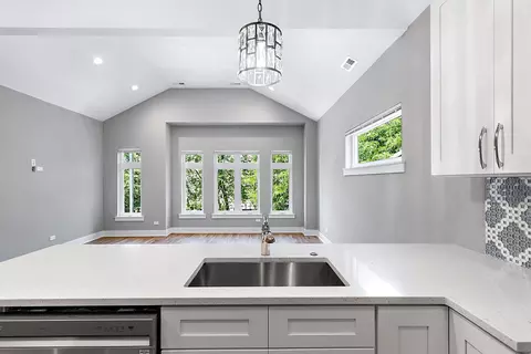 Kitchen - Undisclosed, Chicago, IL 60653 photo 1 of 3