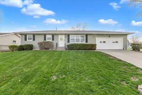 514 12th Ave, Hampton, IL 61256