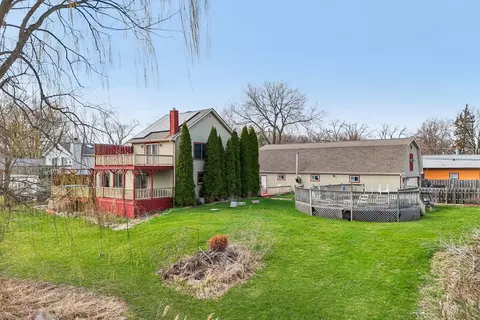 27884 W Riverside Dr, Antioch, IL 60002