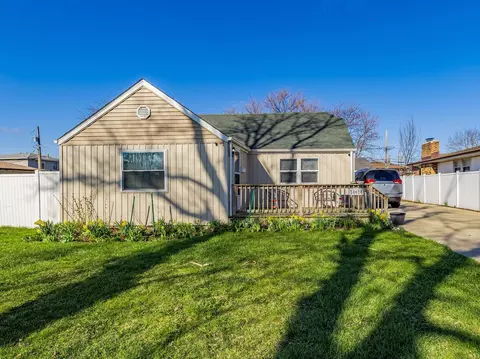 14624 Kenton Ave, Midlothian, IL 60445