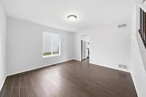 Living - 20931 W Boulder Dr, Plainfield, IL 60544 photo 4 of 5
