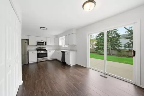 Kitchen - 20931 W Boulder Dr, Plainfield, IL 60544 photo 1 of 4