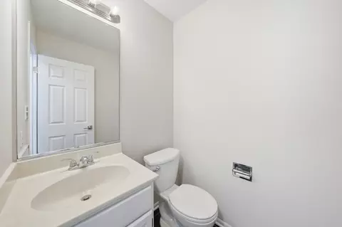 Bath - 20931 W Boulder Dr, Plainfield, IL 60544 photo 1 of 4