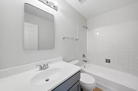 Bath - 20931 W Boulder Dr, Plainfield, IL 60544 photo 4 of 4