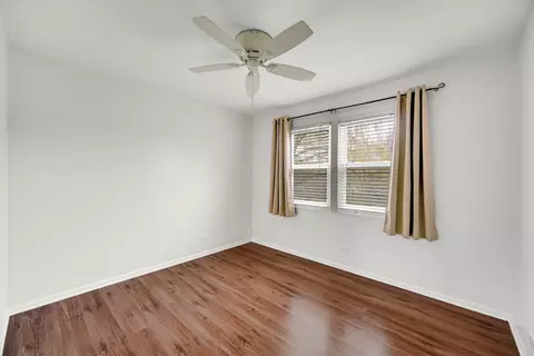 Bedroom - 371 Cimarron Ct, Aurora, IL 60504 photo 1 of 2