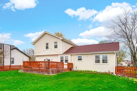Exterior - 371 Cimarron Ct, Aurora, IL 60504 photo 6 of 8