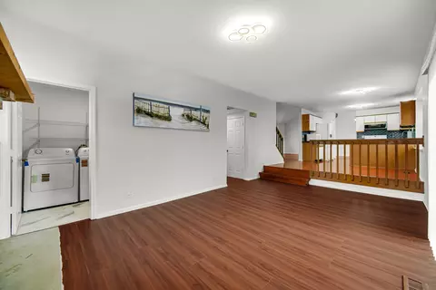 Other - 371 Cimarron Ct, Aurora, IL 60504 photo 2 of 9