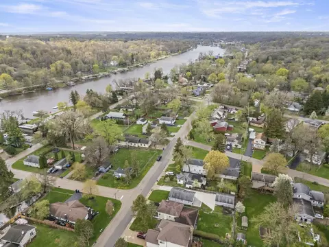 View/Area - 1414 N Harrison St, Algonquin, IL 60102 photo 4 of 4