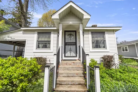 1414 N Harrison St, Algonquin, IL 60102