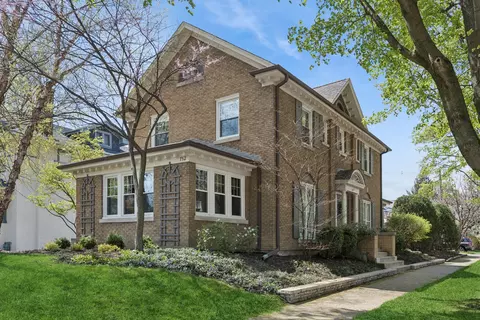 752 Lathrop Ave, River Forest, IL 60305