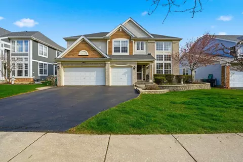 392 E 17th Pl, Lombard, IL 60148