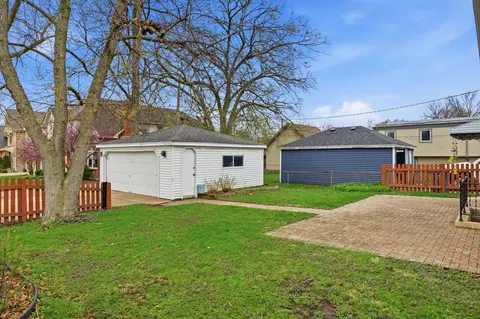 Exterior - 155 E Madison St, Elmhurst, IL 60126 photo 3 of 4