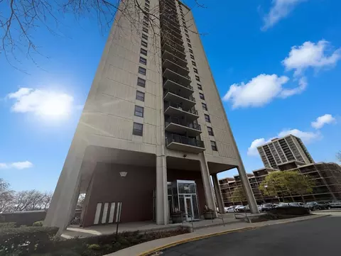 3001 S Michigan Ave #1707, Chicago, IL 60616