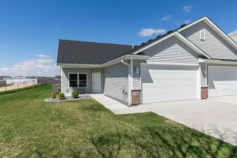 181 Beacon Harbor Cir #0, East Moline, IL 61244