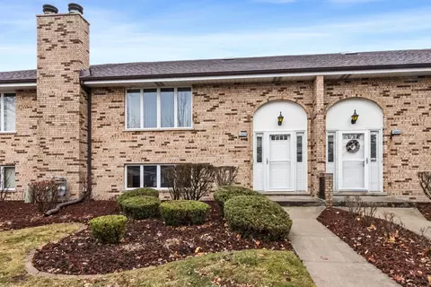 15409 S 73rd Ave #6, Orland Park, IL 60462