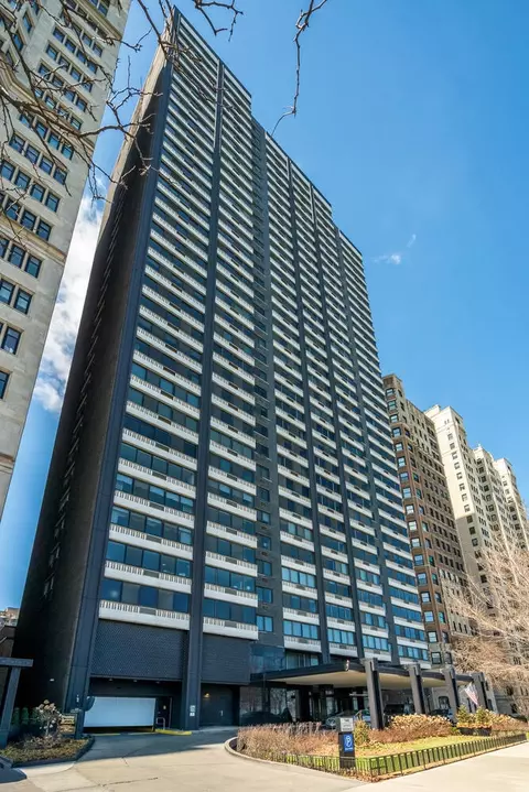 1440 N Lake Shore Dr #10D, Chicago, IL 60610
