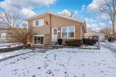 15020 Park Ave, Oak Forest, IL 60452