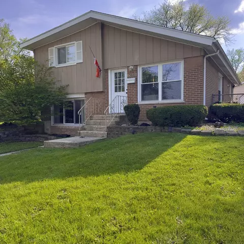 15020 Park Ave, Oak Forest, IL 60452