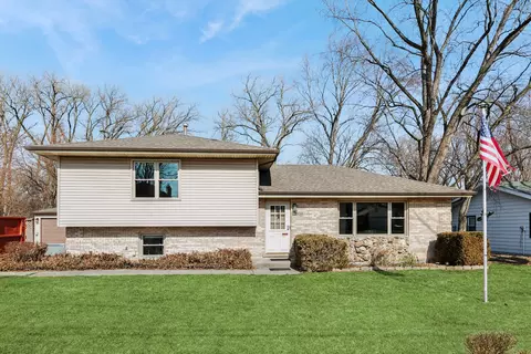 3900 W 155th St, Markham, IL 60428