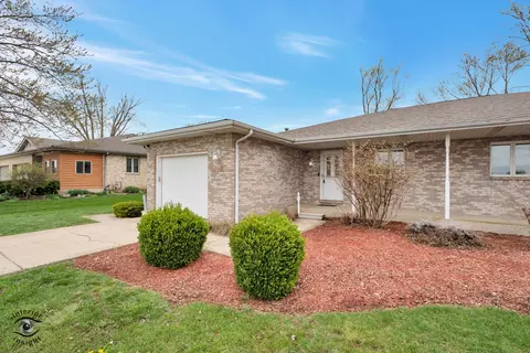 160 Marion St, Manhattan, IL 60442