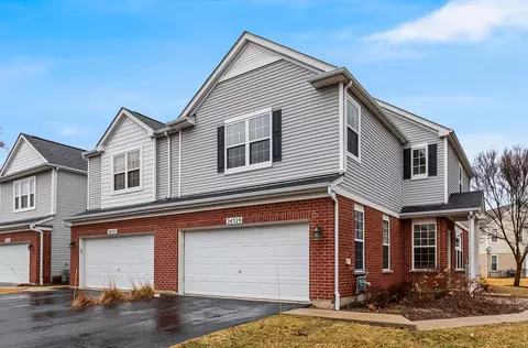 24329 Leski Ln, Plainfield, IL 60585
