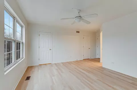 Living - 24329 Leski Ln, Plainfield, IL 60585 photo 3 of 5