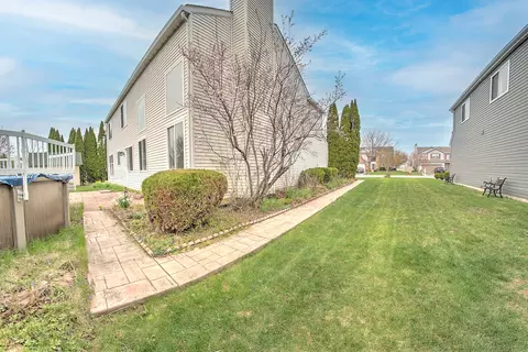 6814 Sahara Dr, Plainfield, IL 60586 photo 8