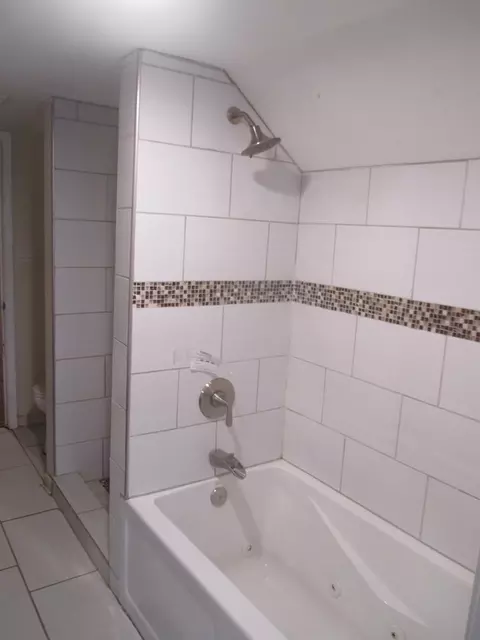 Bath - 3025 E 80th Pl, Chicago, IL 60617 photo 3 of 4