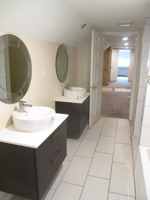 Bath - 3025 E 80th Pl, Chicago, IL 60617 photo 2 of 4