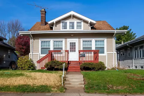 2506 Leclaire St, Davenport, IA 52803