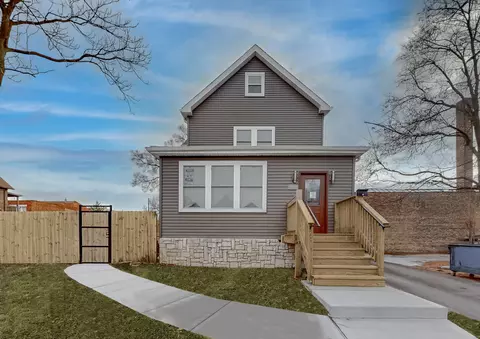 2347 Walnut St, Blue Island, IL 60406