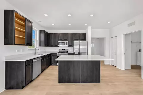 Kitchen - 15050 S Darr Dr, Plainfield, IL 60544 photo 1 of 4