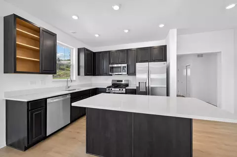 Kitchen - 15050 S Darr Dr, Plainfield, IL 60544 photo 4 of 4