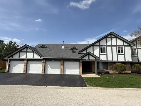 9158 Sandpiper Ct #40, Orland Park, IL 60462