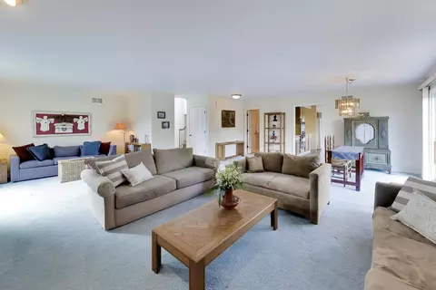 Living - 1038 Elmdale Rd, Glenview, IL 60025 photo 4 of 5