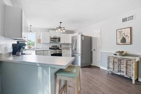 Kitchen - 13 Rutherford Ct, Bloomington, IL 61704 photo 3 of 3