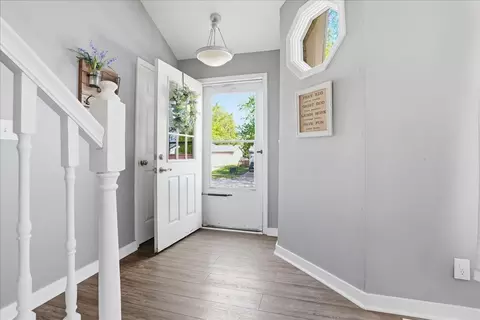 Entry Way - 13 Rutherford Ct, Bloomington, IL 61704 photo 1 of 1