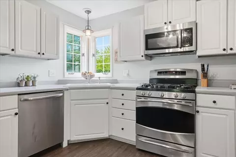 Kitchen - 13 Rutherford Ct, Bloomington, IL 61704 photo 2 of 3