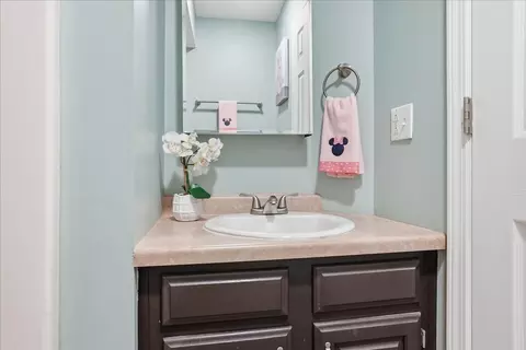 Bath - 13 Rutherford Ct, Bloomington, IL 61704 photo 1 of 2